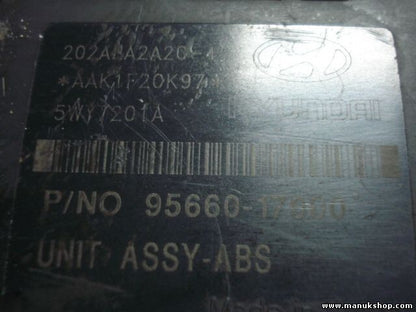 Unidad hidráulica del ABS Hyundai Matrix 2001 MANDO 5891017300 9566017000
