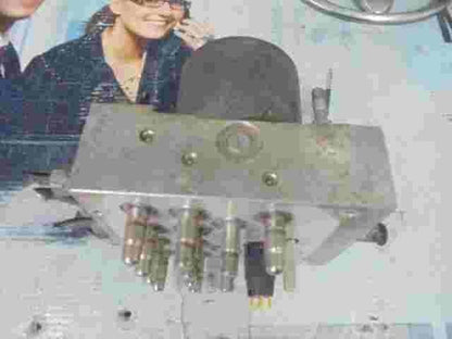 Unidad hidráulica del ABS Iveco Daily 504230824 BOSCH 0265234627 10012561614