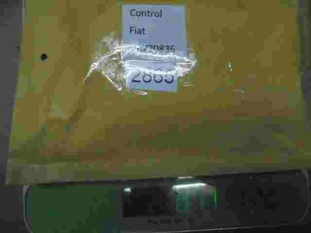 Control electrónico del aire acondicionado  Fiat Multipla 1.9 46770836 004677083