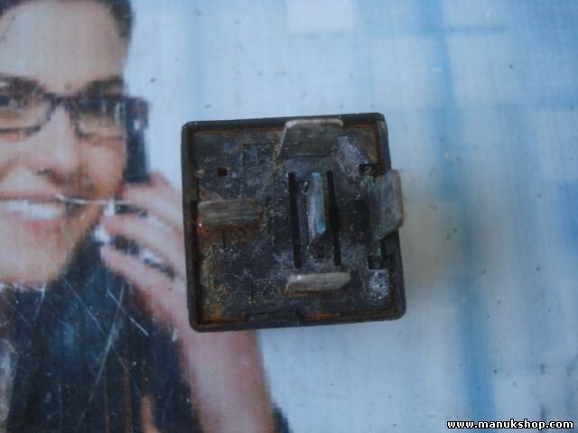 Relé HELLA 4RD007903-00 4RD00790300