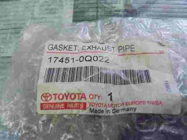 Gasket Exhaust Pipe   Toyota Yaris Lexus 174510Q022 17451-0Q022