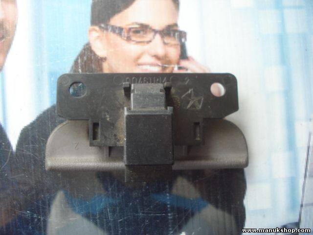 Guantera castillo Chrysler 0046TRM