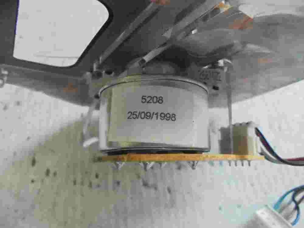 Velocímetro Peugeot 406 632223K6JA 29236975000 25091998 JAEGER