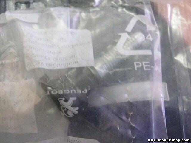 Asse fisso Citroen Peugeot 8226 XH 8226XH