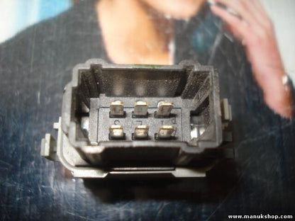 Interruptor de seguridad para niños Renault Laguna 8200025895 2808201 28082 01