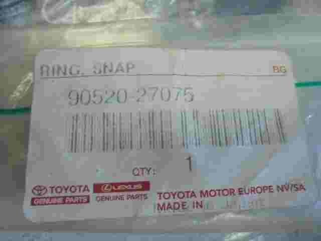 1 unidad Ring Snap  Toyota Vitz Aygo 9052027075 90520-27075
