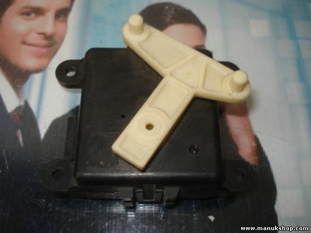 Riscaldamento attuatore Nissan Almera N16 3G240 30820 000204 3G24030820