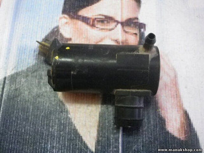 Bomba limpia parabrisas limpiaparabrisas Mazda BJ02 8603101260 860310-1260