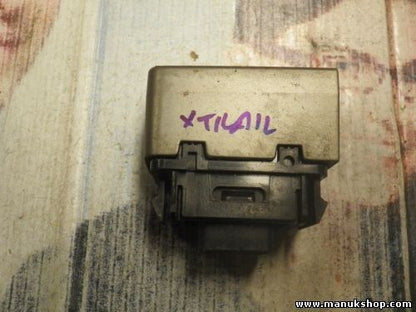 Luz de advertencia del cinturón de Nissan X-Trail (T30)