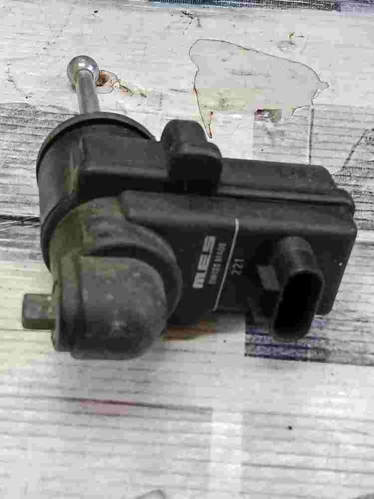 Controllo della portata dei fari Land Rover Discovery MES SWISS 221