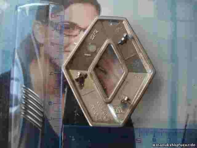 Emblema posteriore Renault Twingo Laguna Clio II 7700824021