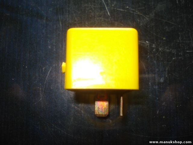 Relé  BMW E34 E36 1379817 61311379817 61.31 1 379 817 601.624