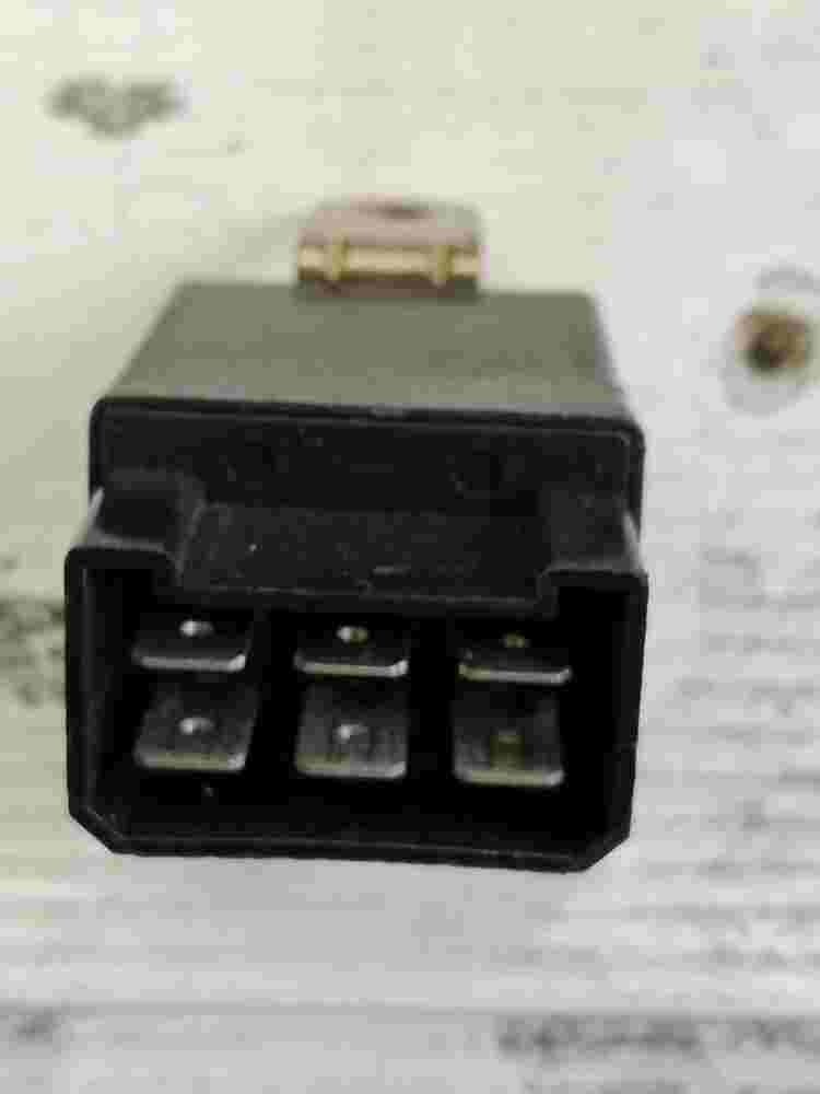 Relé Renault Midliner S140 Reseau diodes Vignal ref. 02351 02 351