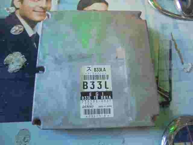 Centralita Mazda Demio 1.3 B33LA B33L18881A B33L 18 881A DENSO 2797000431