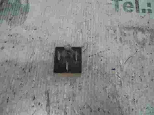 Jaguar XJ XJ6 XJ12 XJR X300 X308 LJA6703AA V23136B1X21 V23136-B1-X21 relè