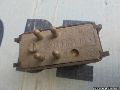 Interruptor de ayuda al aparcamiento Mercedes-Benz W140 1408217051 140 821 70 51