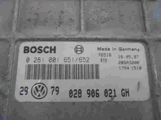 Centralita Volkswagen  Golf III 028906021GH BOSCH 0281001651 0281001652 28SA3208