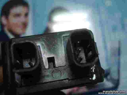 Cerradura actuador cierre centralizado de portón trasero Mercedes 406205201