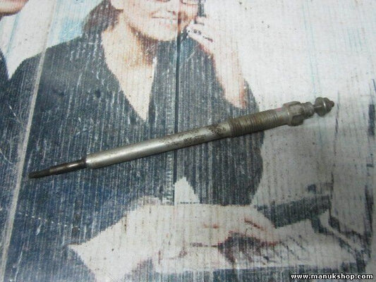 Bujía de precalentamiento Mitsubishi L200 Pajero Montero DID II NGKCZ201 CZ201