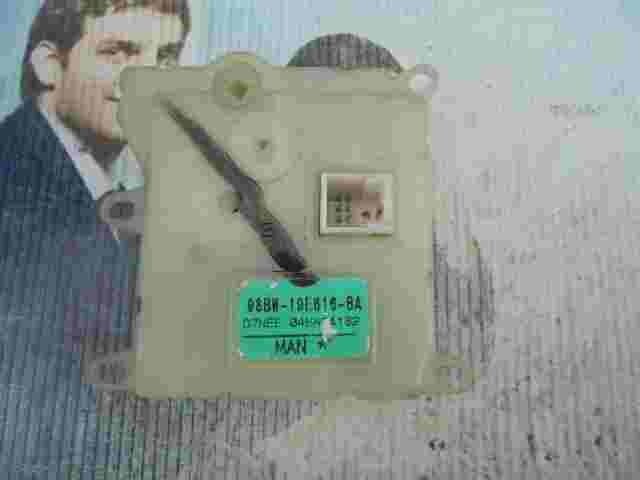 Calefacción actuador Ford Mondeo 98BW19E616BA 98BW-19E616-BA D7NEE 046A04102