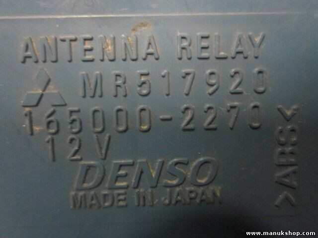 Relé de la antena eléctrica Mitsubishi Pajero 1998-2008 MR517920 MR 517 920