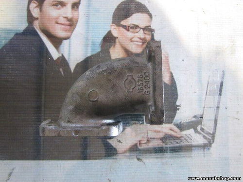 Caja del termostato Nissan Terrano Ford Maverick 16576G2400 16576 G2400