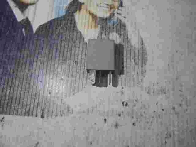 Relé Renault Espace 29201044 29 201 044 6025111584A 602511 1584 A