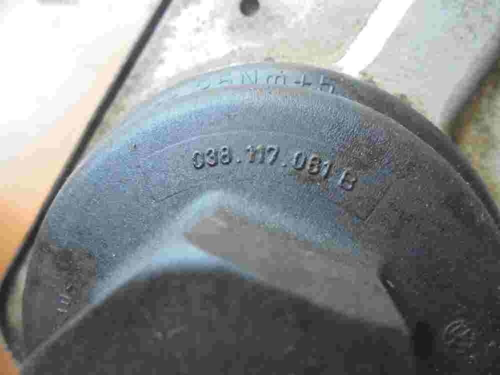 Soporte del filtro de aceite VW Volkswagen Golf V 5 038117081B 038 117 081 B