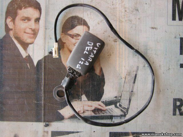 Chiusura cintura di sicurezza anteriore sinistra Suzuki Vitara SX4 E034501 R