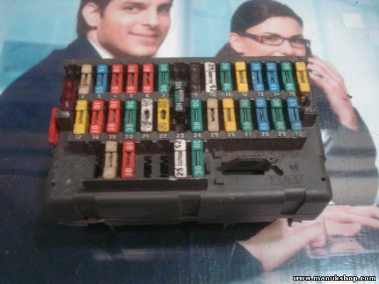 Caja de fusibles Peugeot 306 PSA 9458962580