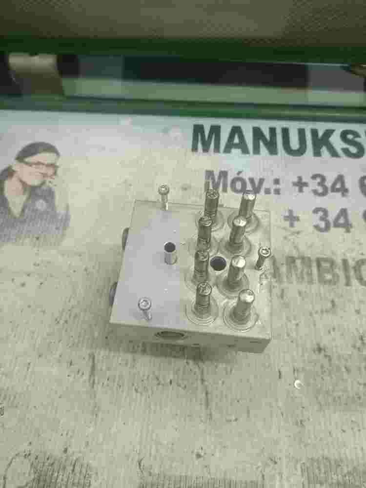 Unidad hidráulica del ABS  Citroen C2 C3 Peugeot 207 9662298480