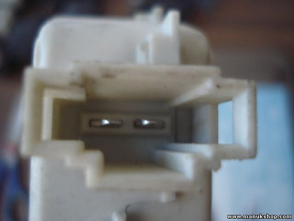 Cerradura actuador cierre centralizado de portón trasero VW Volkswagen 4B0862153