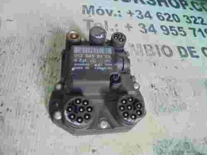 Centralina di accensione Mercedes W140 Classe S EZ0054 0125458132 SIEMENS 5WK...