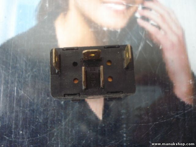 mando botonera elevalunas Skoda Felicia 6U0959855A 6U0 959 855 A PA6GF30