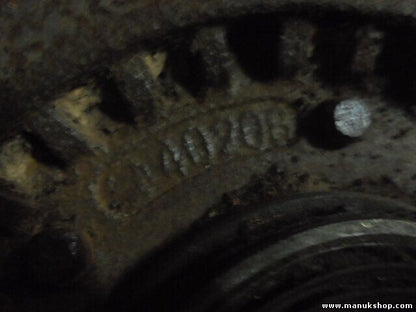 Mangueta buje delantero izquierdo Nissan Patrol Hardtop K160 K260 40206G9500