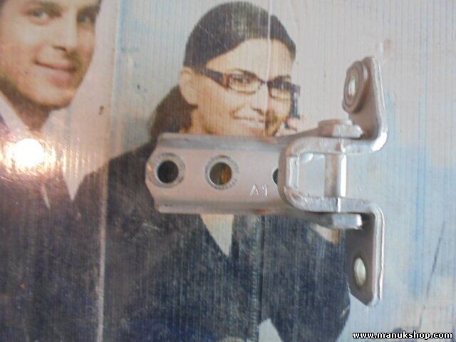 Bisagra de la puerta delantera izquierda arriba Mitsubishi Pajero Montero