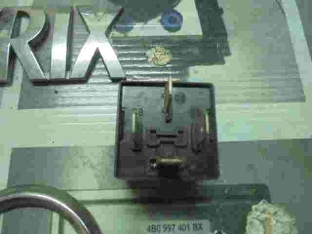 Relé de arranque Iveco EuroCargo I-III Stralis 24V 40A 4806033 69810 698.10