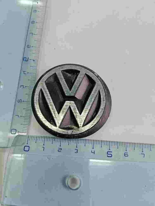 Emblema   VW Golf Jetta Passat B2 191853601B 191 853 601 B 191853601-B 4.5cm