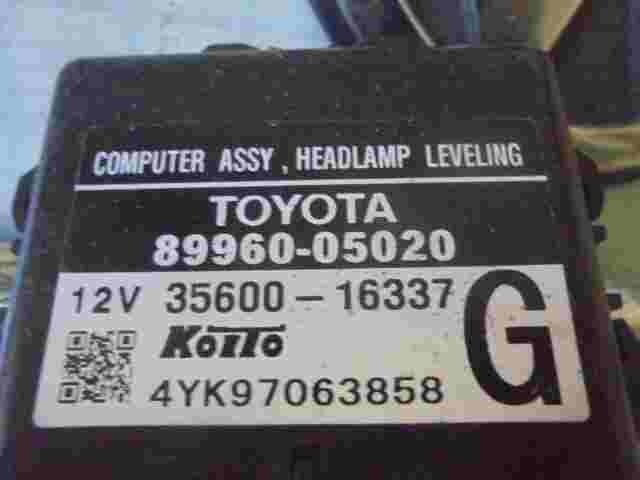 Modulo luce Toyota Avensis 8996005020 89960-05020 3560016337 4YK970868
