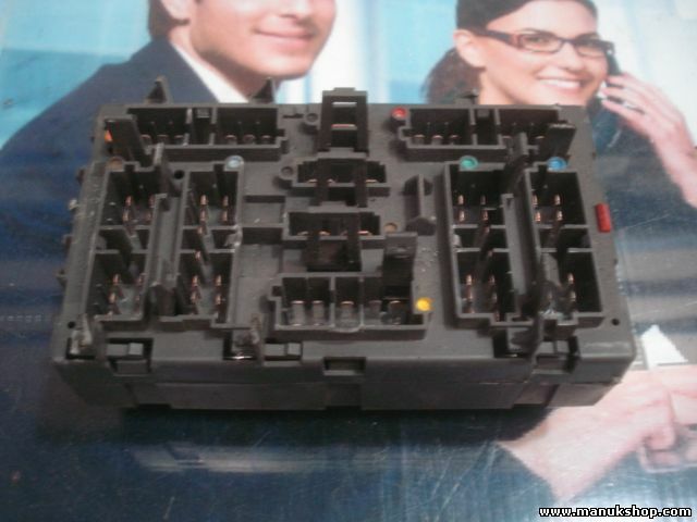 Caja de fusibles Peugeot 306 PSA 9458962580