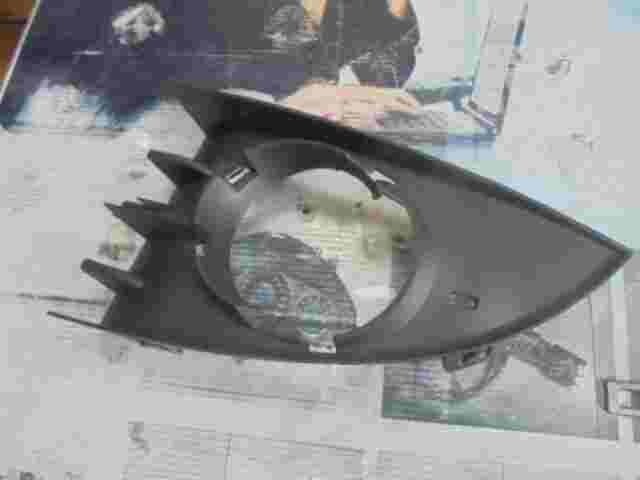 Rejilla del radiador izquierda  Renault Scenic II PP LH PIR06WYT PI-R06WYT