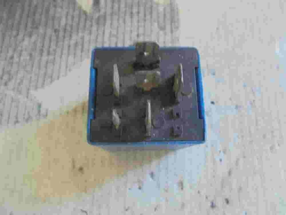 Relé Peugeot 205 G CARTIER 12V 02406 02 406