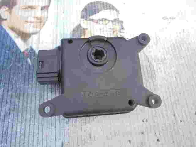 Calefacción actuador Peugeot 307 Citroen C4 309370600C BEHR C89689013548
