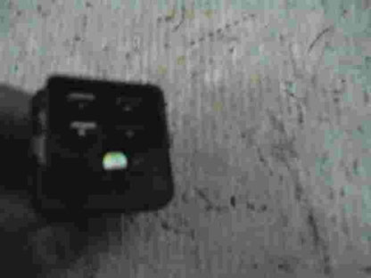 Relé  Nissan Patrol 2523089978 25230 89978 LCV