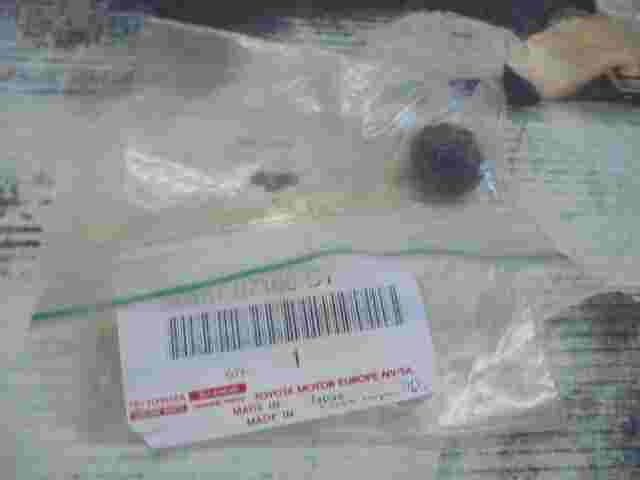 Molding Clip  Toyota Corolla Matrix Prius Solara 9046707168C1 90467-07168-C1