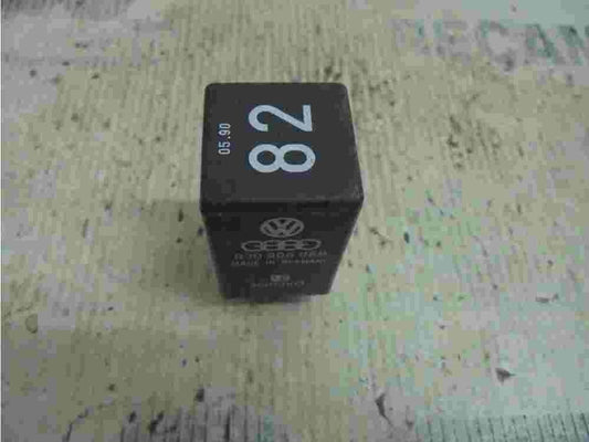 rele Regulación de ralentí Controller Polo Seat Skoda Audi 030906069 Nr.82