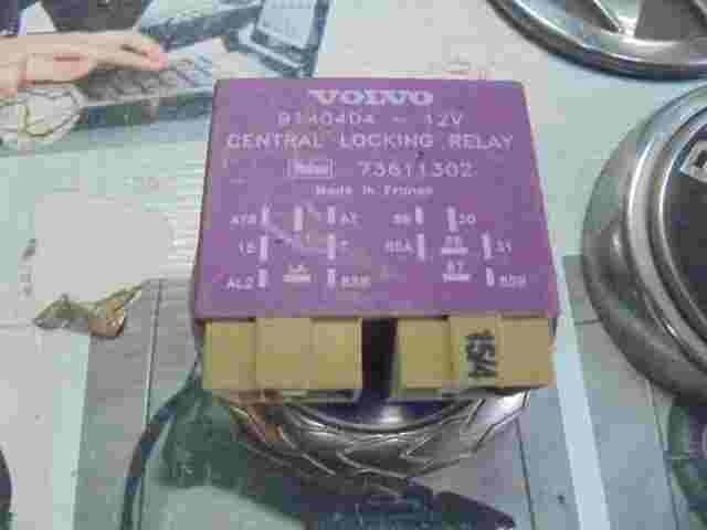 Relè chiusura centralizzata Volvo 850 91404 Valeo 73611302 12 V