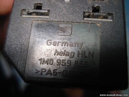 mando botonera elevalunas Seat Toledo Leon 1M0959855  PA6-GF30 1MO959855