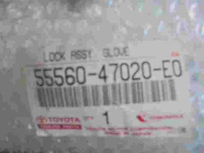 Guanto castello Toyota Prius 2 XW20 5556047020E0 55560-47020-E0
