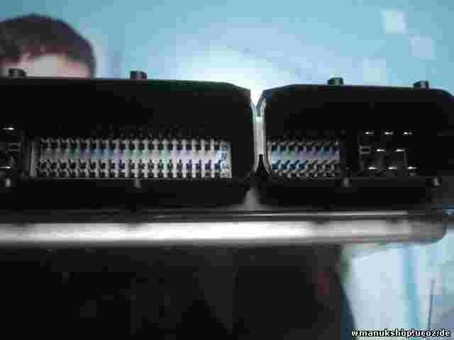 Centralita  VW Volkswagen Passat 1.9 038906019DS 038 906 019 DS BOSCH 0281010543